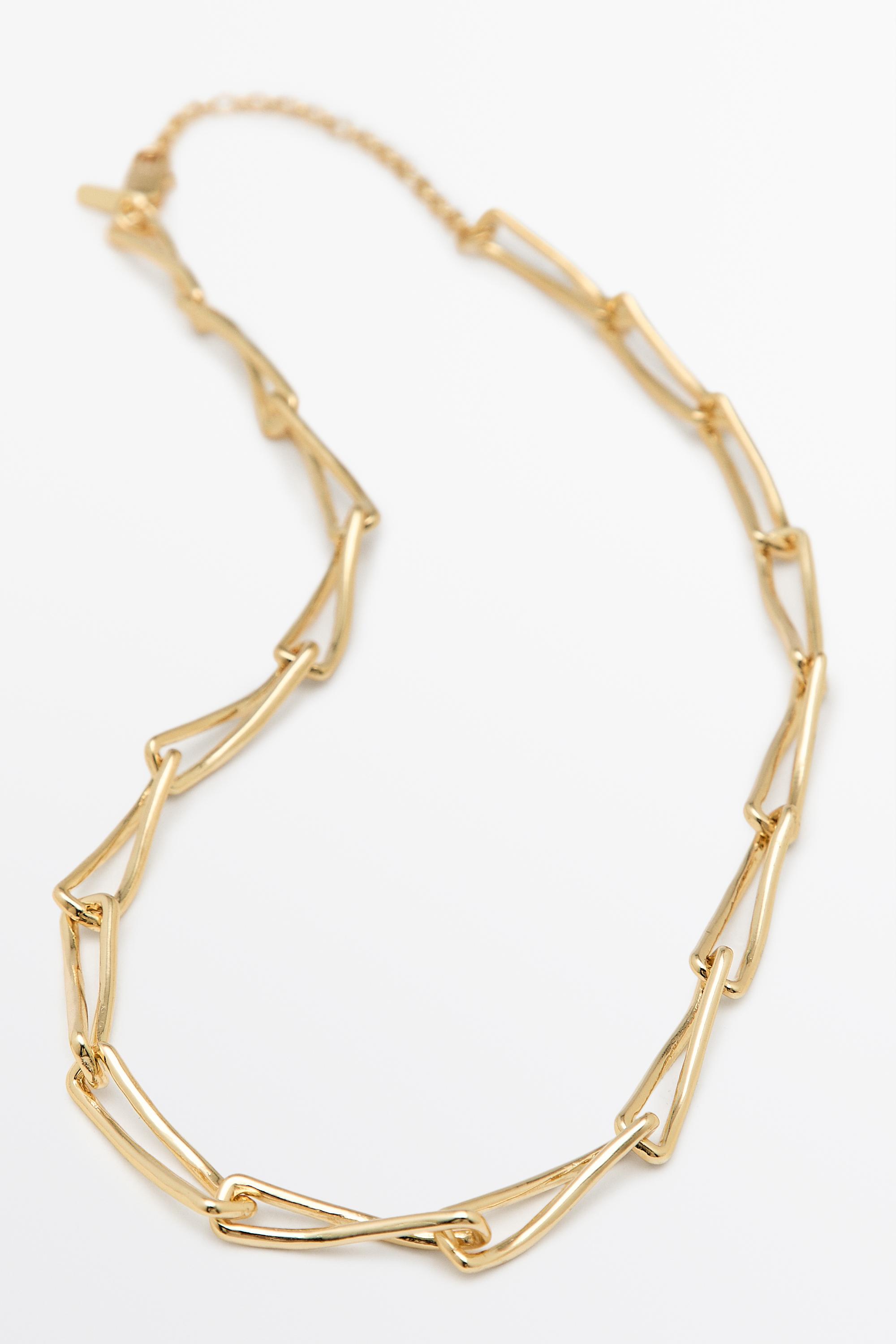 Metal chain link necklace